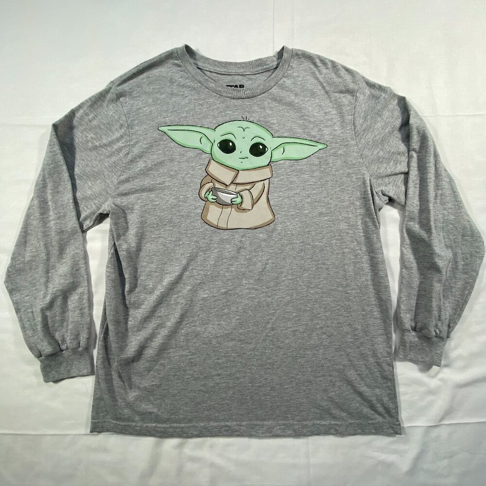 Baby Yoda Shirt Mens Large Long Sleeve Star Wars Gray Mandalorean